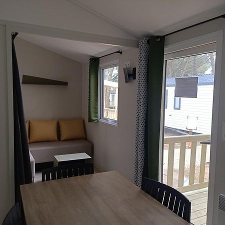 Camping Les Maraises Saint-Martin-de-Ré Exteriör bild