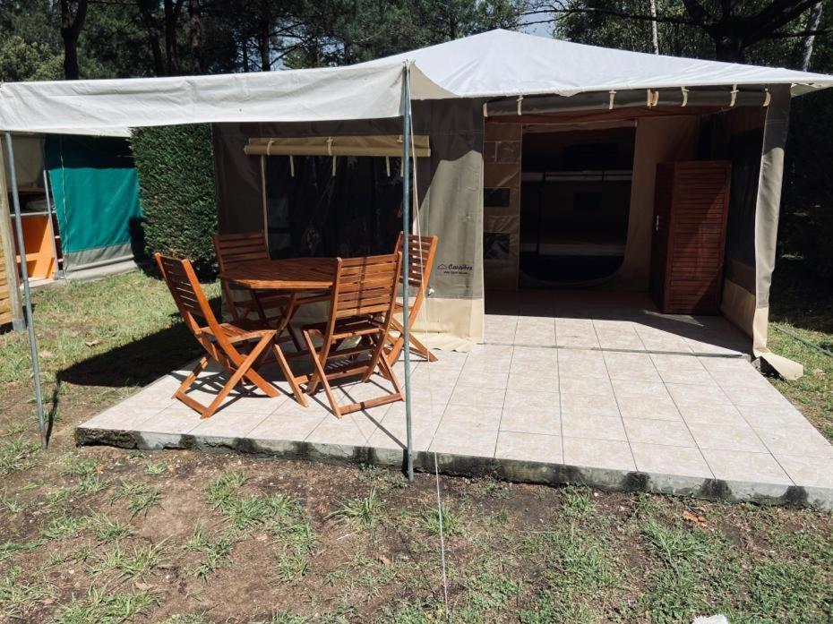Camping Les Maraises Saint-Martin-de-Ré Exteriör bild