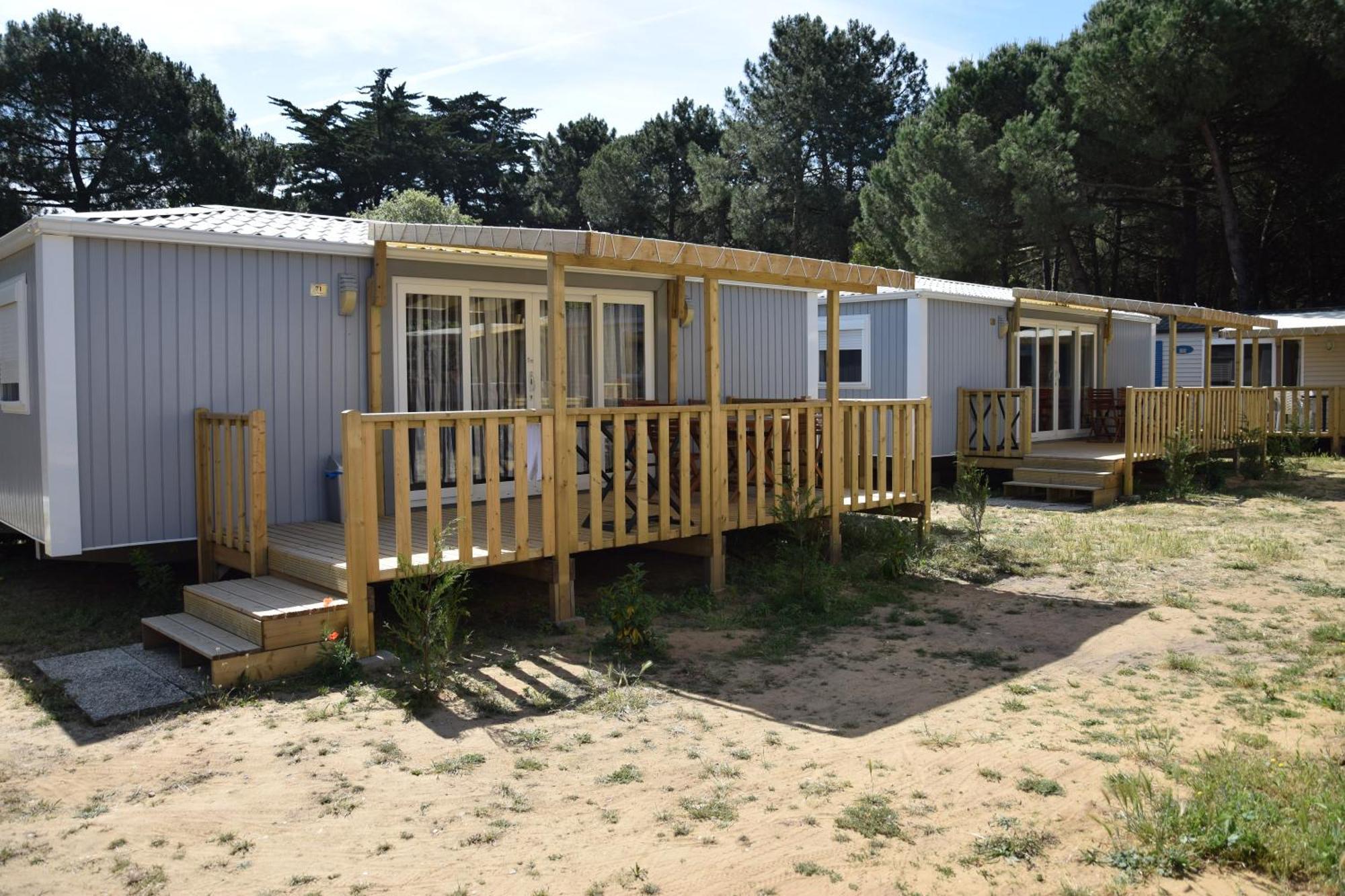 Camping Les Maraises Saint-Martin-de-Ré Exteriör bild