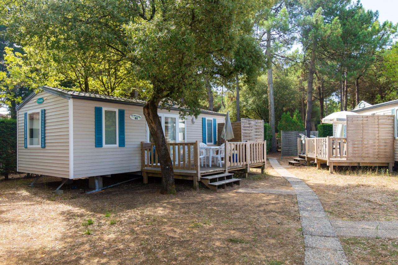 Camping Les Maraises Saint-Martin-de-Ré Exteriör bild