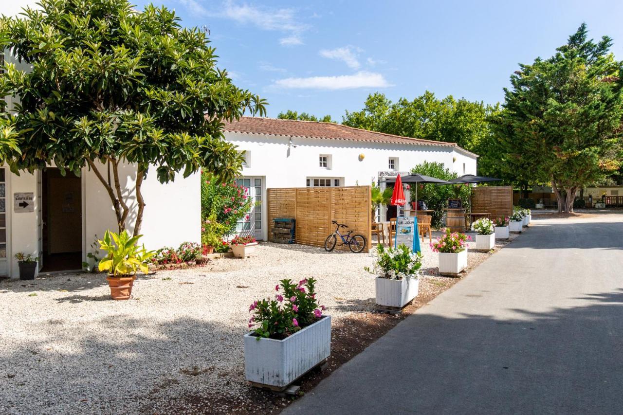 Camping Les Maraises Saint-Martin-de-Ré Exteriör bild